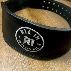Double prong Lifting belt - BRAND NEW